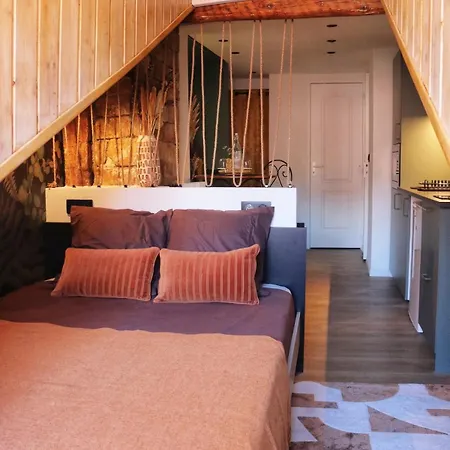 Aurea Apartment