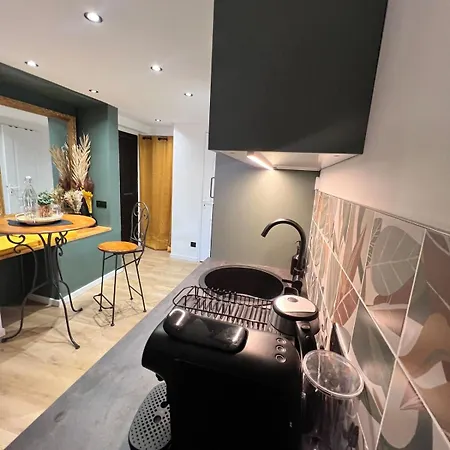 Aurea Apartment